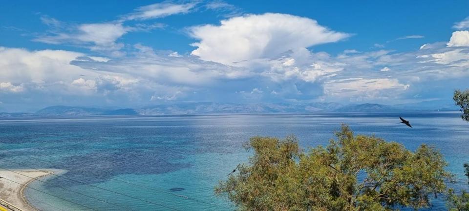 Ionian Mare Aparthotel Agios Ioannis Peristerion Exterior foto